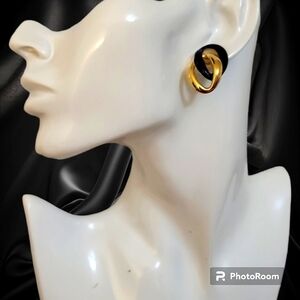 VTG NAPIER 1980s Navy Blue Enamel Interlocking Oval Baddie Post Earrings